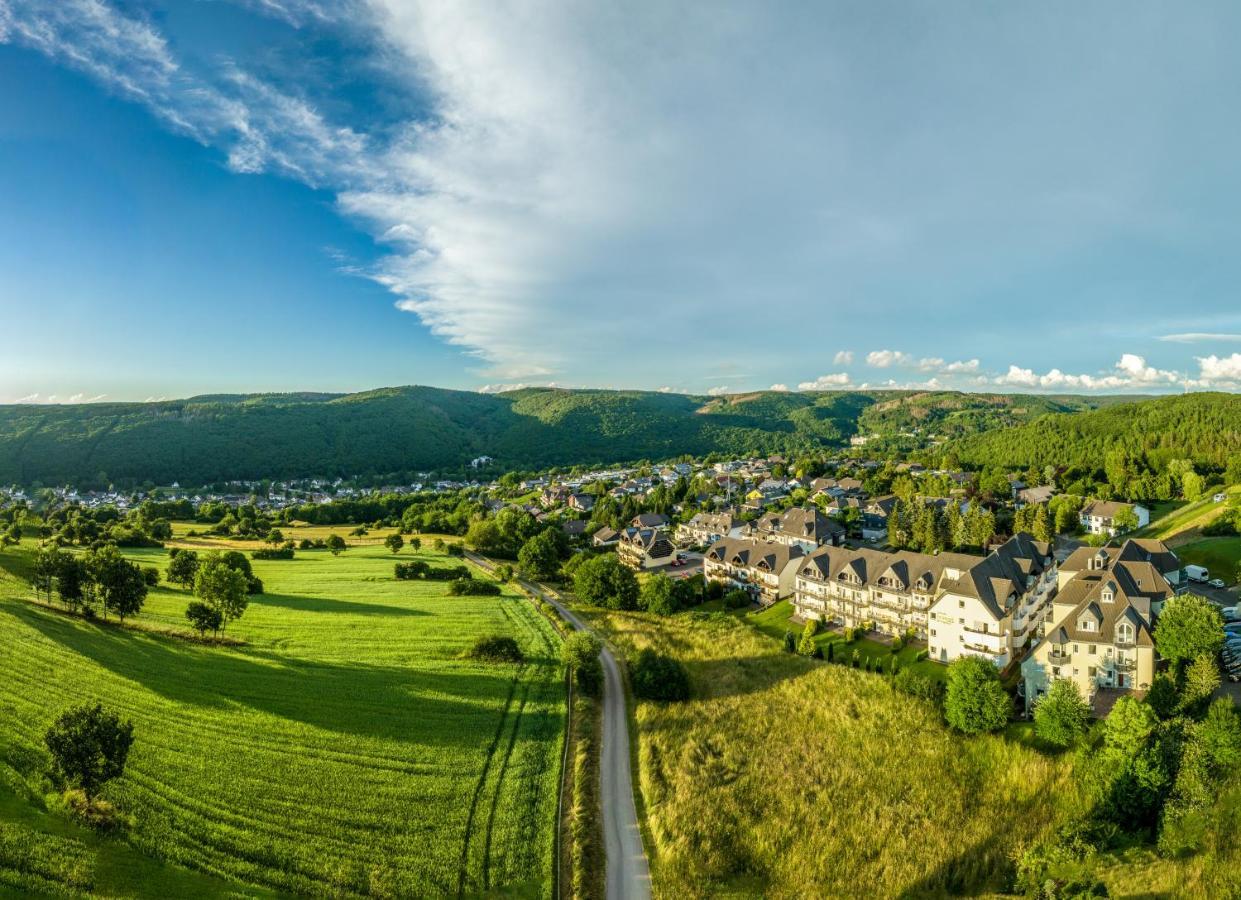 Gemunder Ferienpark Salzberg Hotel Schleiden Esterno foto